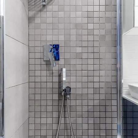 White Living R-home Apartman *